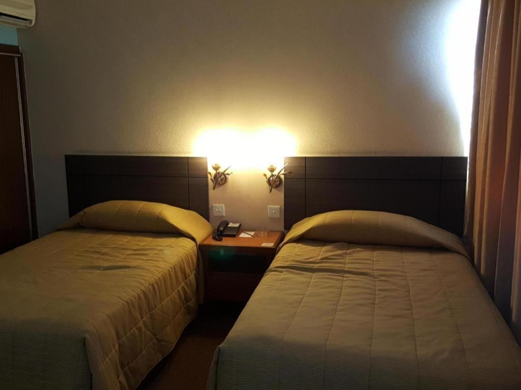 Klang Histana Hotel Extérieur photo