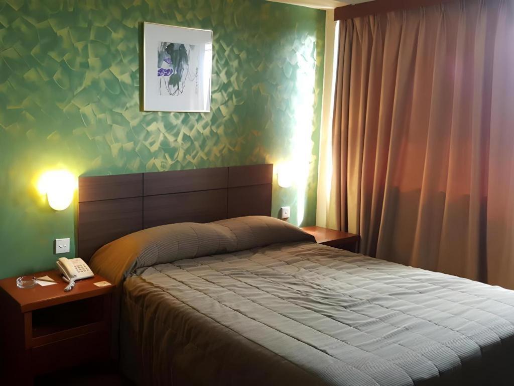 Klang Histana Hotel Extérieur photo