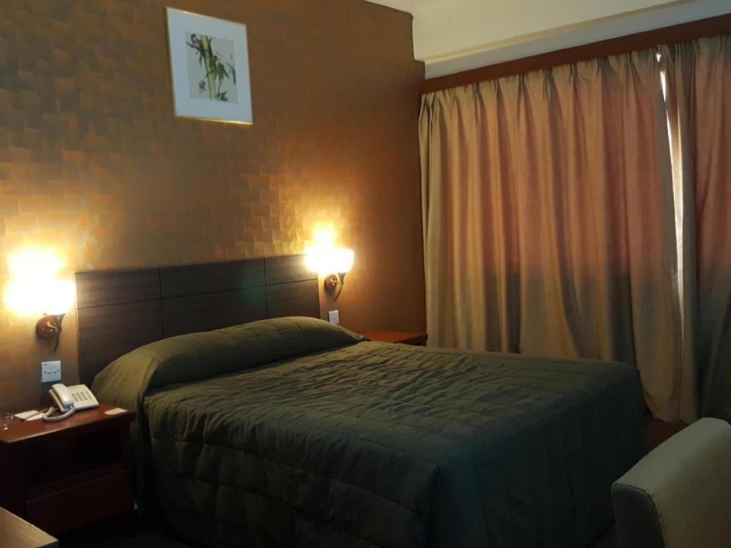 Klang Histana Hotel Extérieur photo